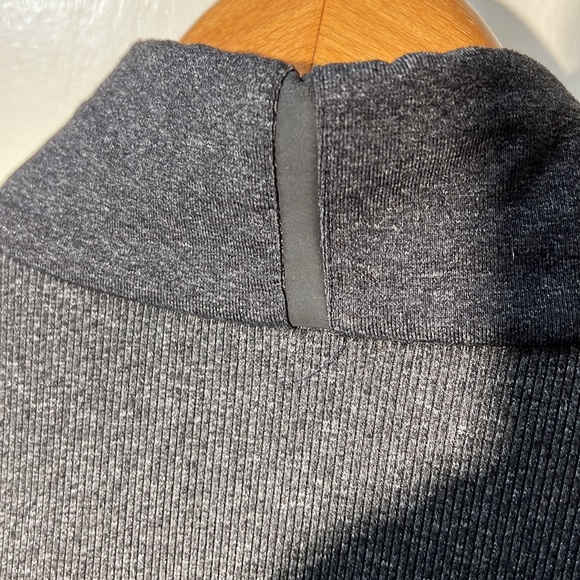 Lululemon Jacket Size L - Picture 5 of 10